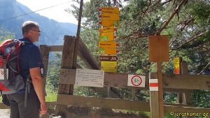 Wanderwegweiser Via Spluga