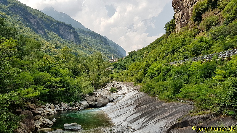 Wandern auf der Via Spluga - Val San Giacomo