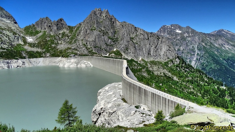 Albigna Stausee Staumauer