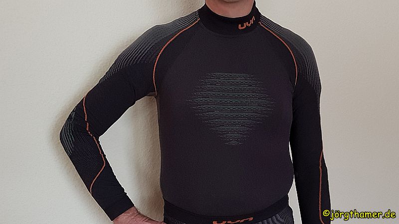 UYN EVOLUTYON Shirt - sorry für das Bäuchlein ;-)