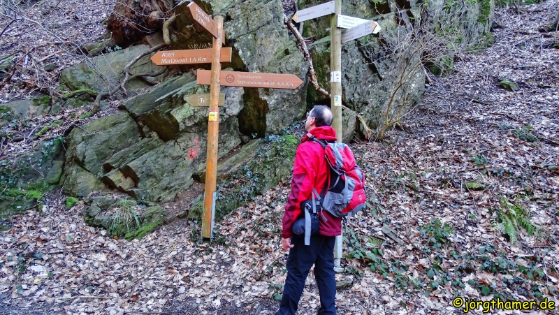 Wegweiser Abteil Mariawald