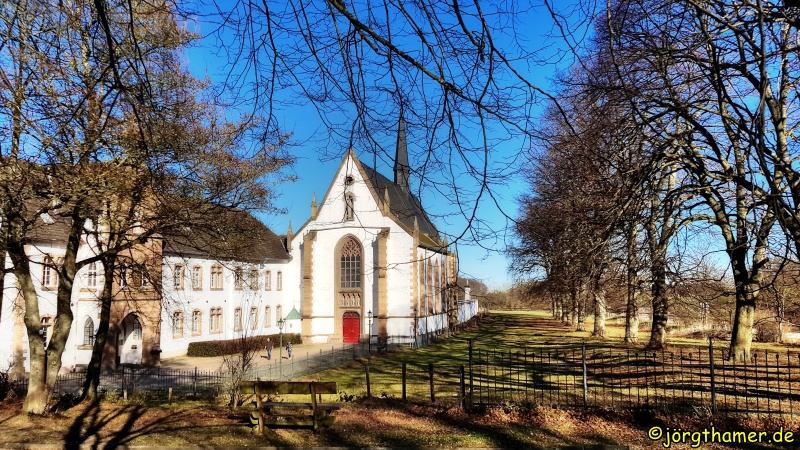 Blick auf die Abtei Mariawald