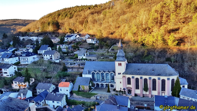 Aussicht Burg Hengebach Rureifel