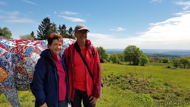 Wandern auf dem Bergmähwiesenpfad - Doris und Jörg sind Botschafter