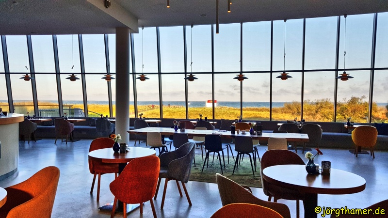 The Grand Ahrenshoop - Frühstücksraum mit Meerblick