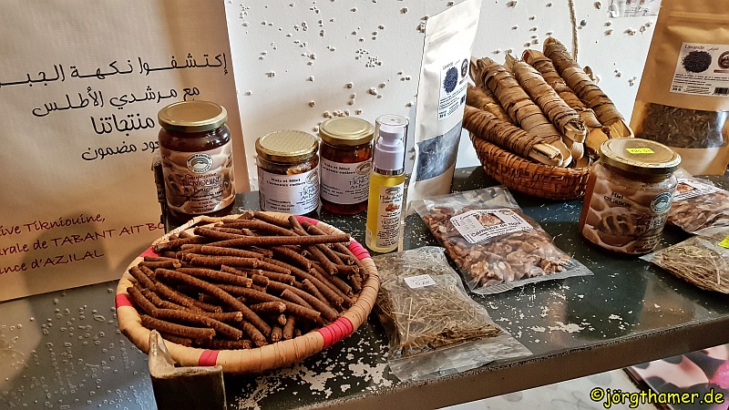 Produkte einer Walnusskooperativel in Marokko