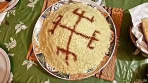 Couscous mit Verzierung