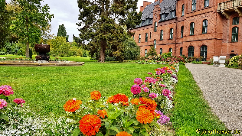 Schloss Wiligrad mit Parkanlage