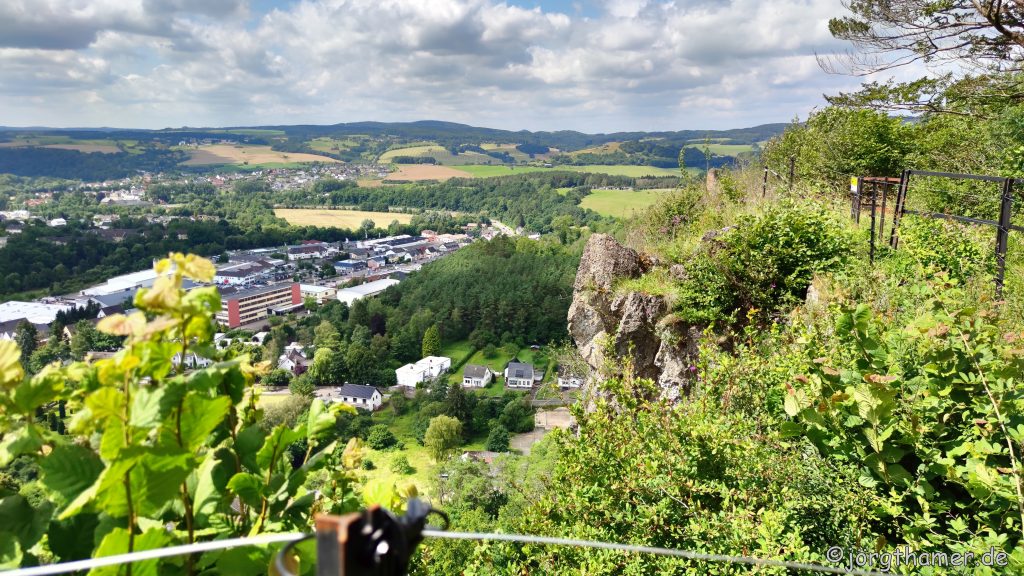 Munterley Gerolstein Die Dolomitfelsen sind Wahrzeichen der Stadt Gerolstein