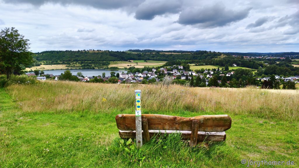Schalkenmehren Blick auf Schalkenmehren und das Schalkenmehrener Maar