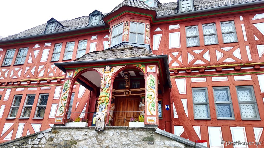 Dekorschnitzereien Rathaus Hadamar