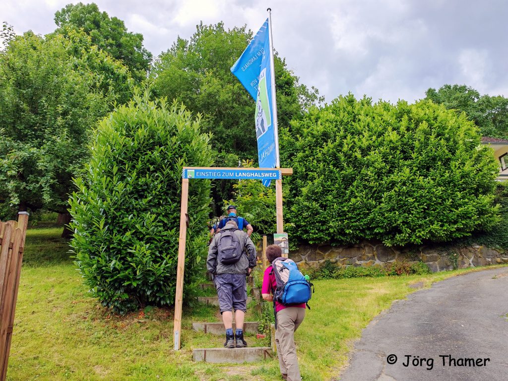 Einstieg zum Osterspaier Langhalsweg
