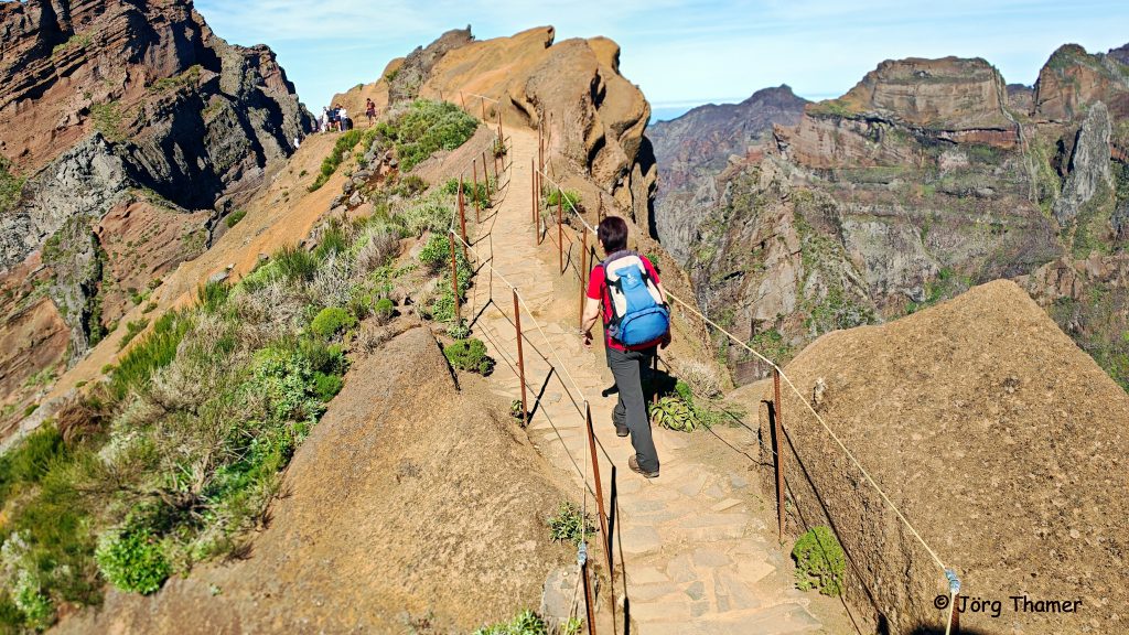 Vom Pico do Arreiro zum Pico Ruivo