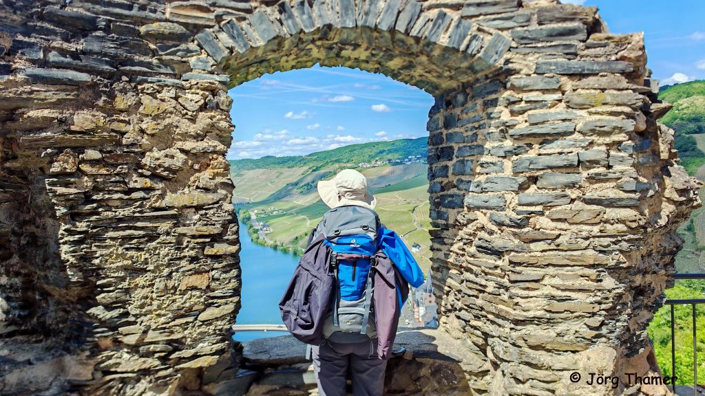 Blick von der Burg Landshut bei Bernkastel-Kues